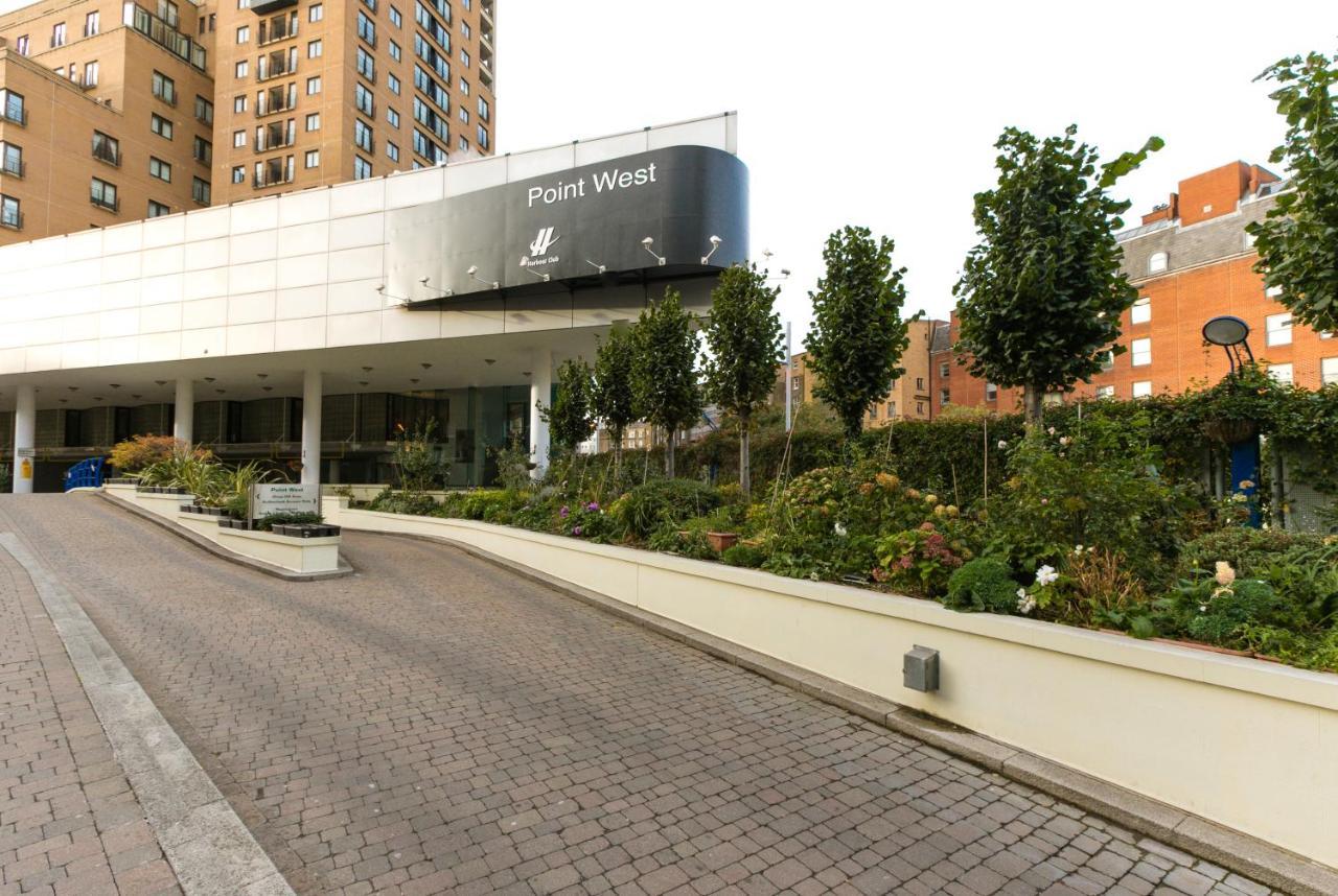 Point West Apartments London Ngoại thất bức ảnh