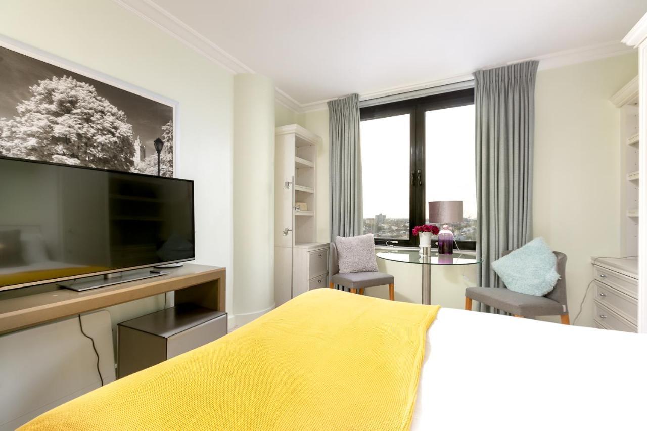 Point West Apartments London Ngoại thất bức ảnh