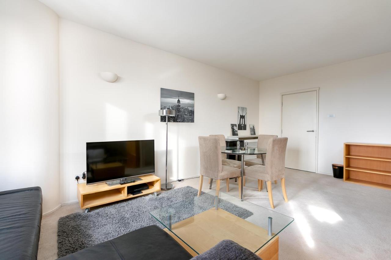 Point West Apartments London Ngoại thất bức ảnh