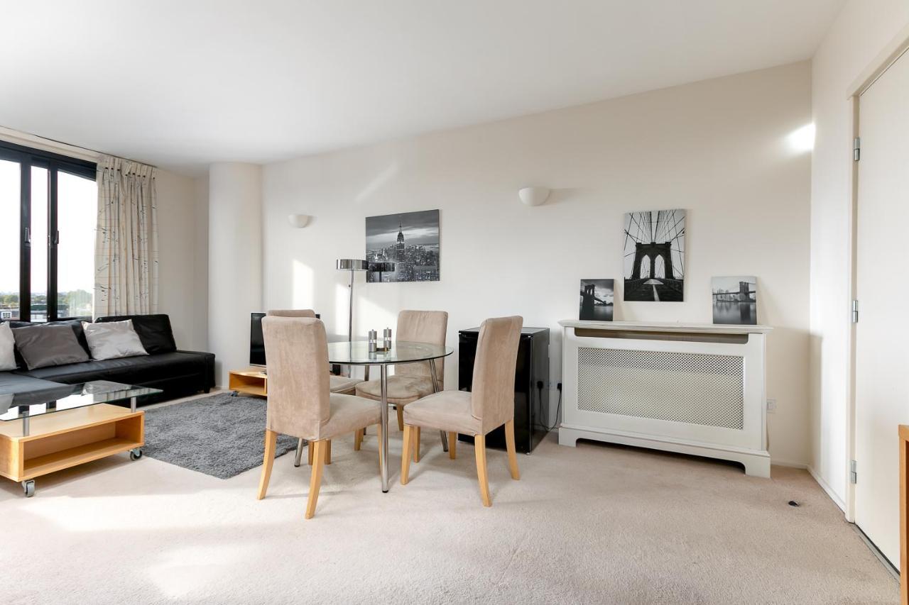 Point West Apartments London Ngoại thất bức ảnh