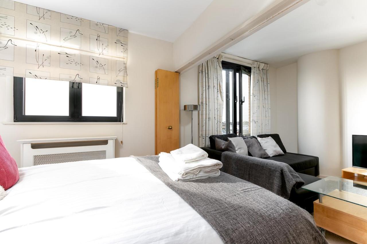 Point West Apartments London Ngoại thất bức ảnh